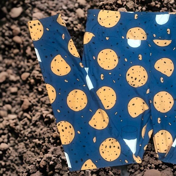 LuLaRoe Tall&Curvy Leggings •Milk & Cookies •Buttery Soft & Ultra Stretchy •NWOT - Picture 6 of 12